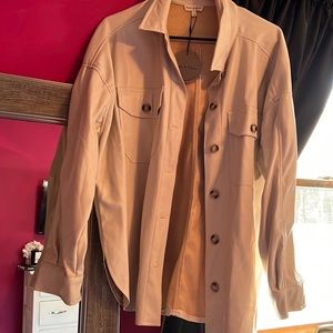 Brand new with tags!!! Faux leather shacket. Size: large